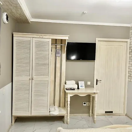 Budget Family Hotel-3